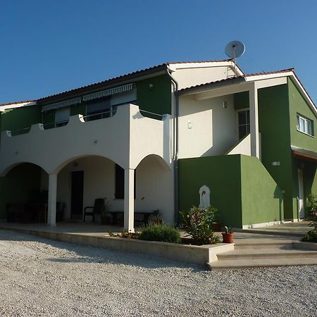 Apartment Greeny Galižana 외부 사진